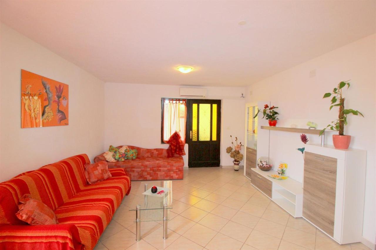Gianna N2, 600 M From The Beach Novigrad  Exterior photo