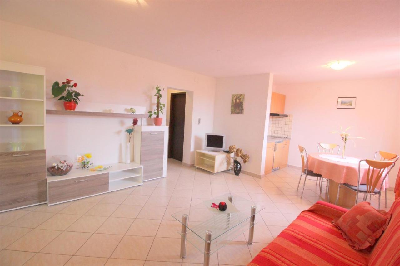 Gianna N2, 600 M From The Beach Novigrad  Exterior photo